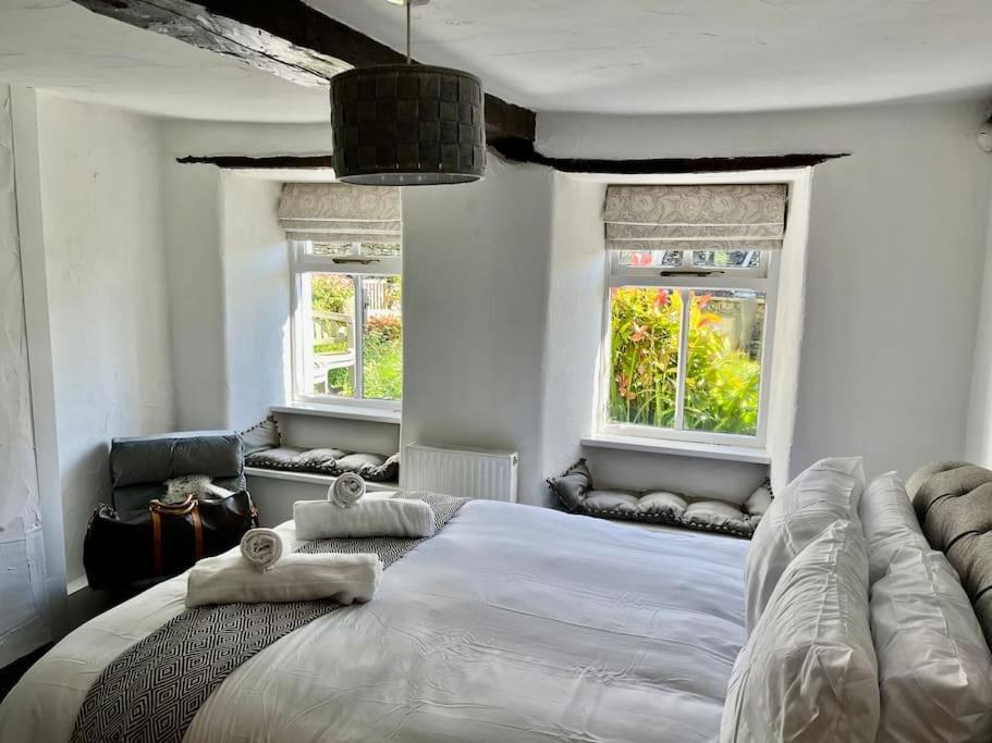 The Old Post Office, Cosy Grade II Listed 2 Bed Apartment Уиндермир Экстерьер фото