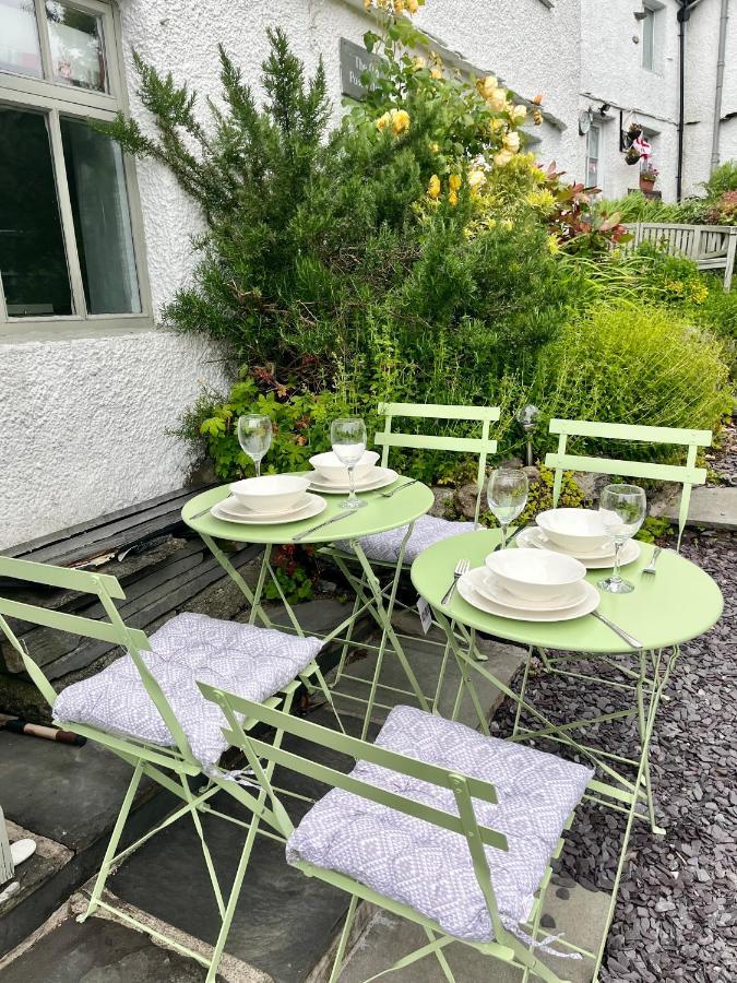 The Old Post Office, Cosy Grade II Listed 2 Bed Apartment Уиндермир Экстерьер фото